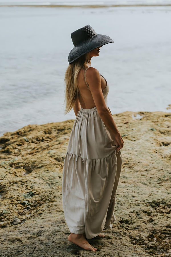 Island Luxe Straw Hat in Black