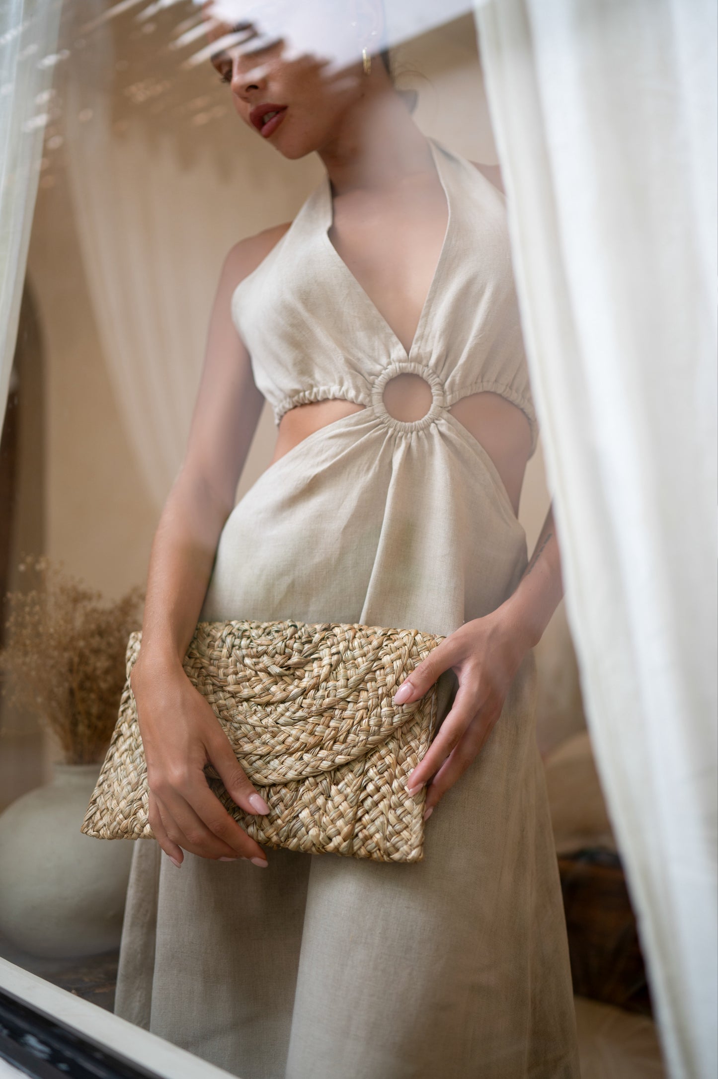 Island Luxe Raffia Clutch