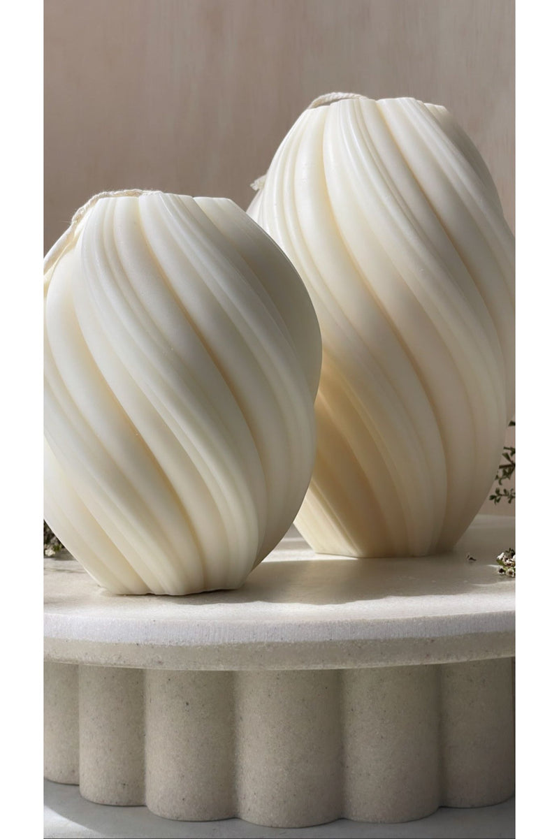 The Twisted Lovers Pillar Candles