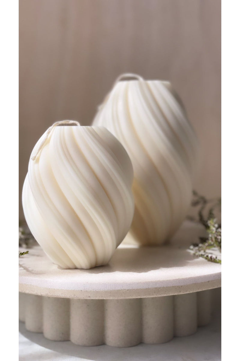 The Twisted Lovers Pillar Candles